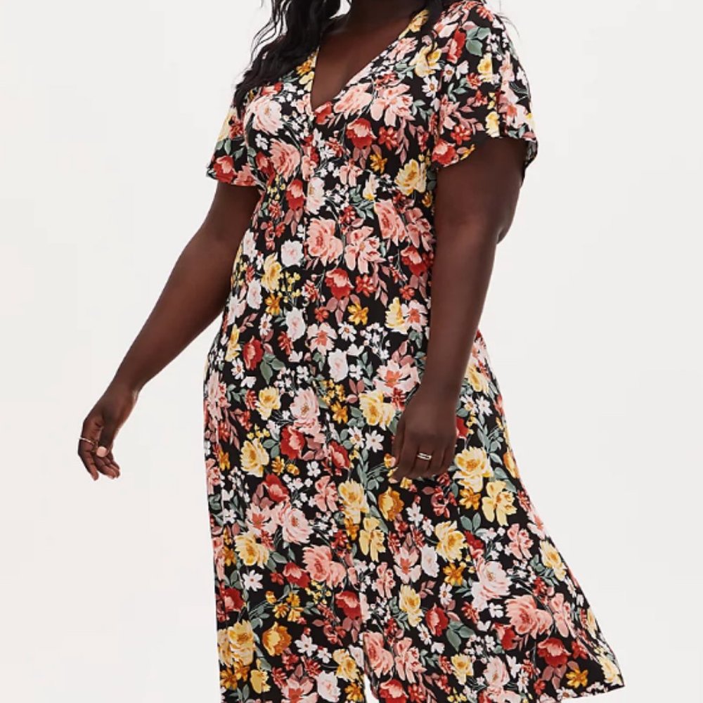 TORRID BLACK FLORAL BUTTON FRONT MIDI SIZE 4 DRESS